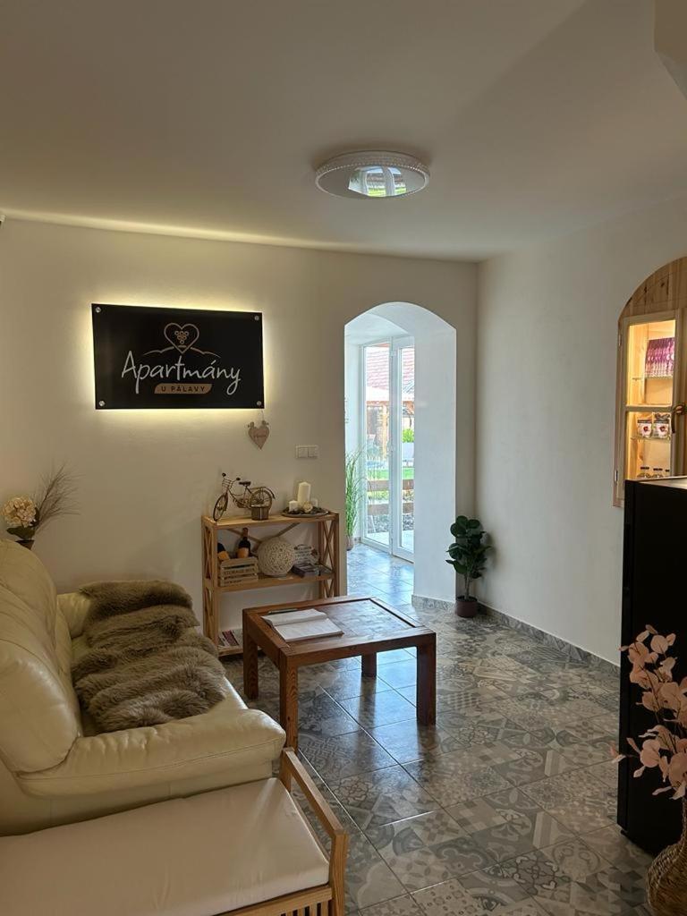 Apartmány u Pálavy Přítluky Exterior foto